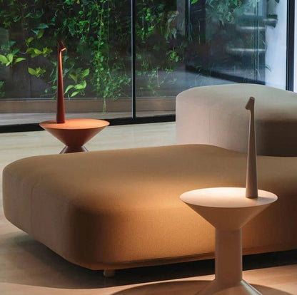 Modern Minimalist Masa Lambası